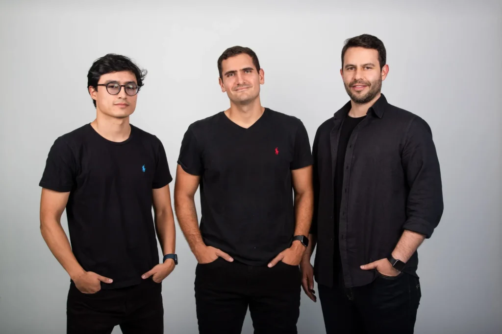 Iván Torroledo, Christian Knudsen y Luis Huertas: los fundadores detrás de la billetera digital Littio.